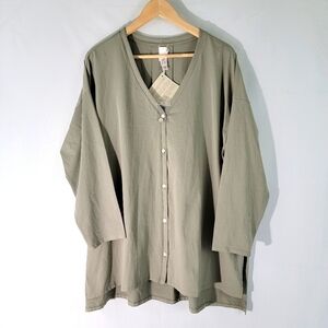 NEW WYNN LAYERS Women's Green Lagenlook Tunic Top Sz 1X Button Front Long Sleeve